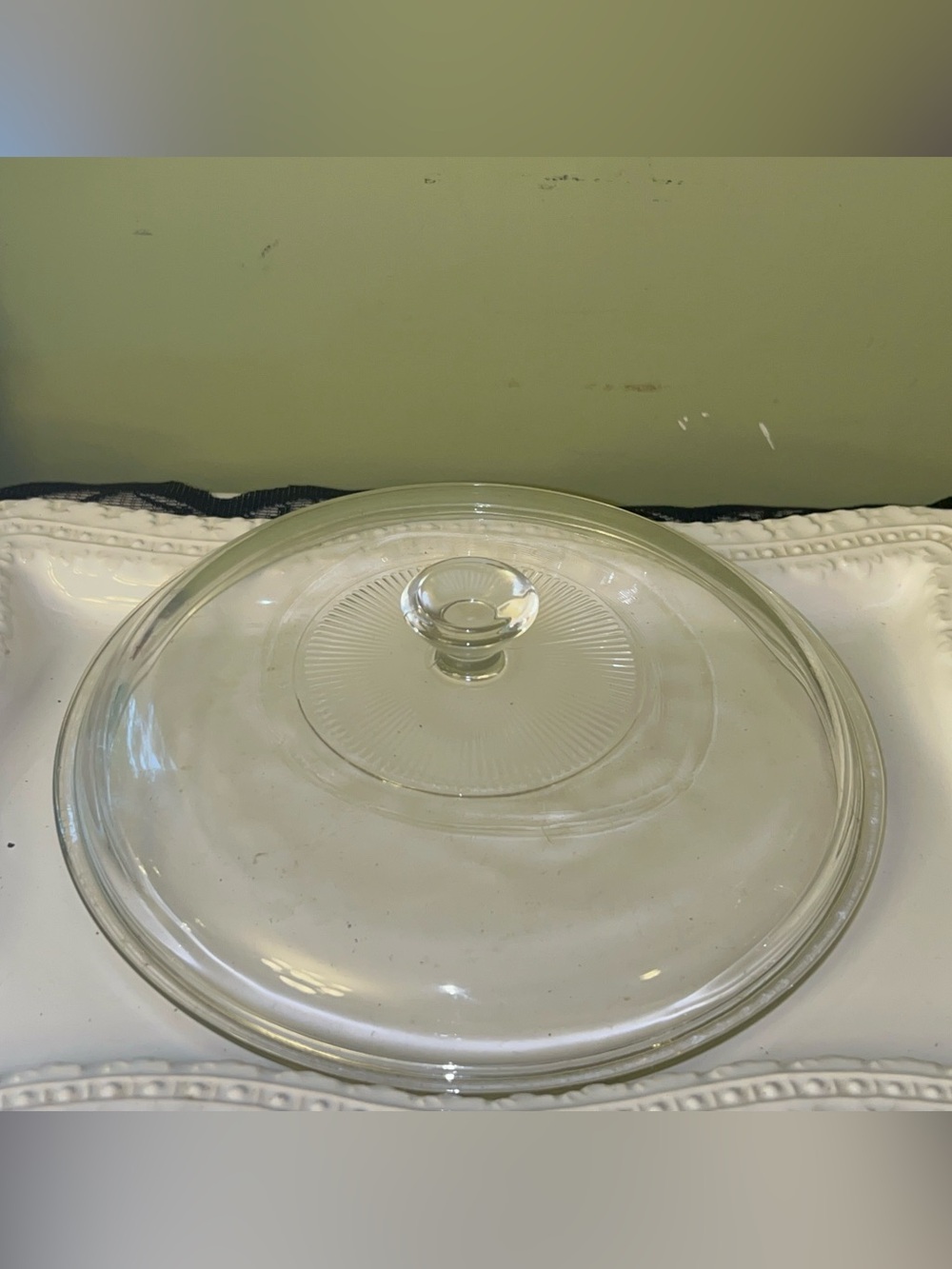 Pyrex 624C round glass replacement lid